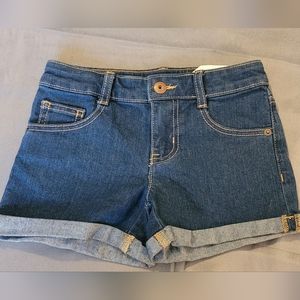 Size 7 Crazy 8 Shorts